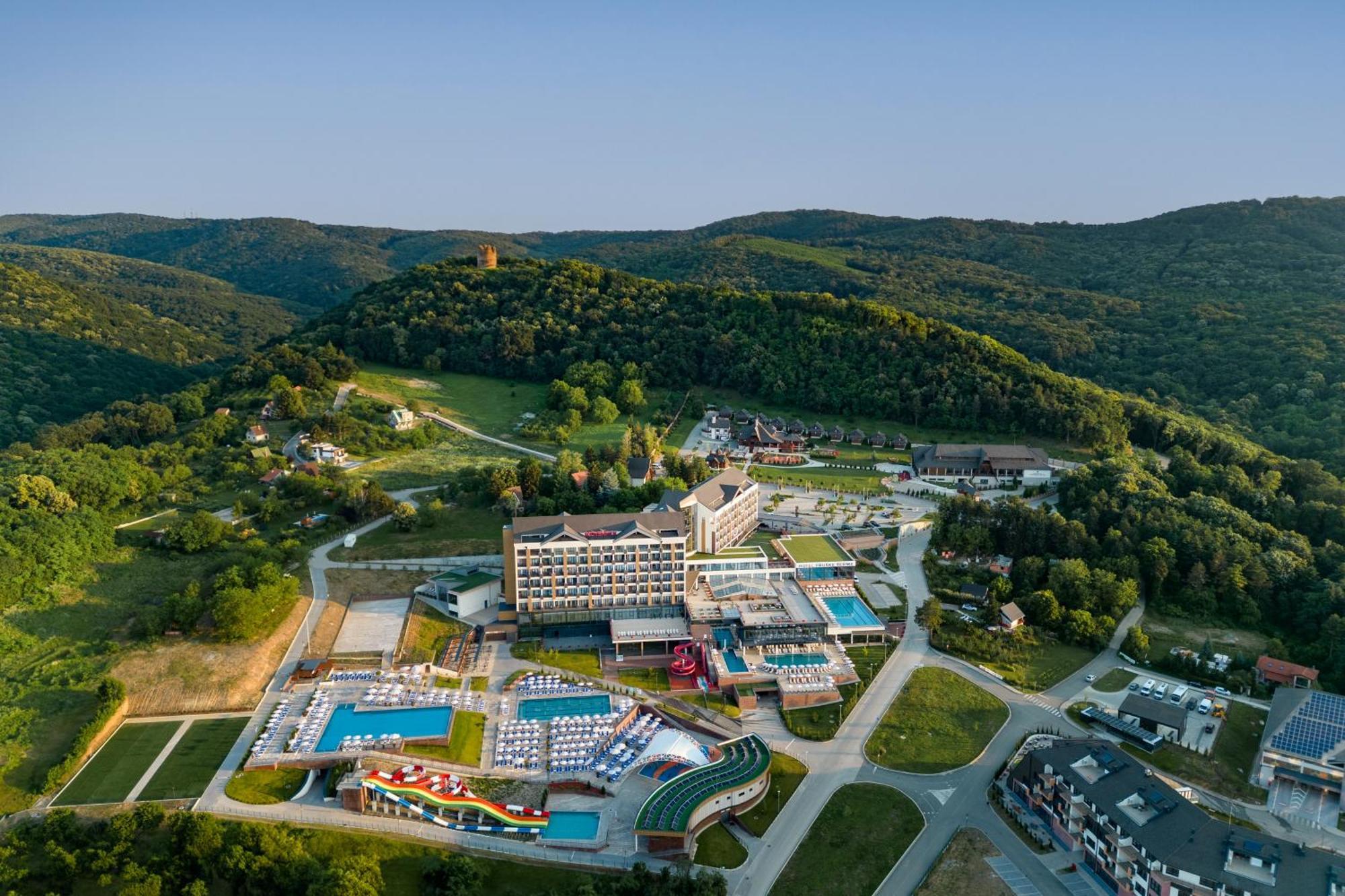 Movenpick Resort And Spa Fruske Terme Vrdnik Exterior photo